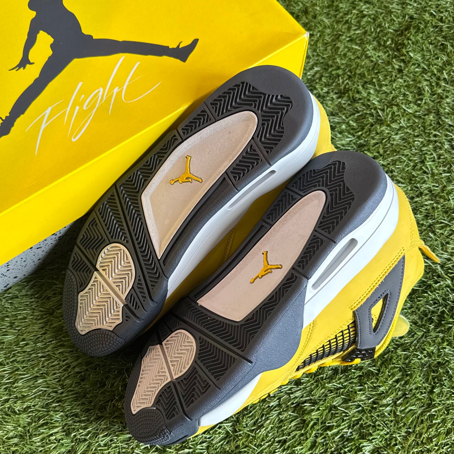 Lighting 4s Size 8.5