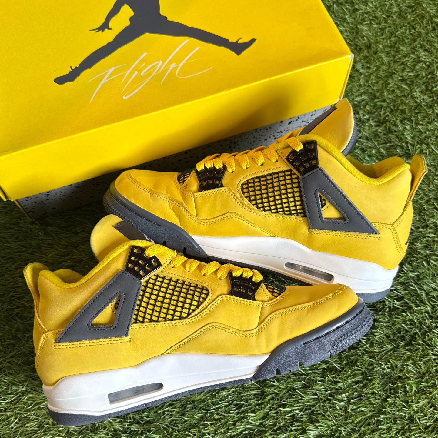 Lighting 4s Size 8.5