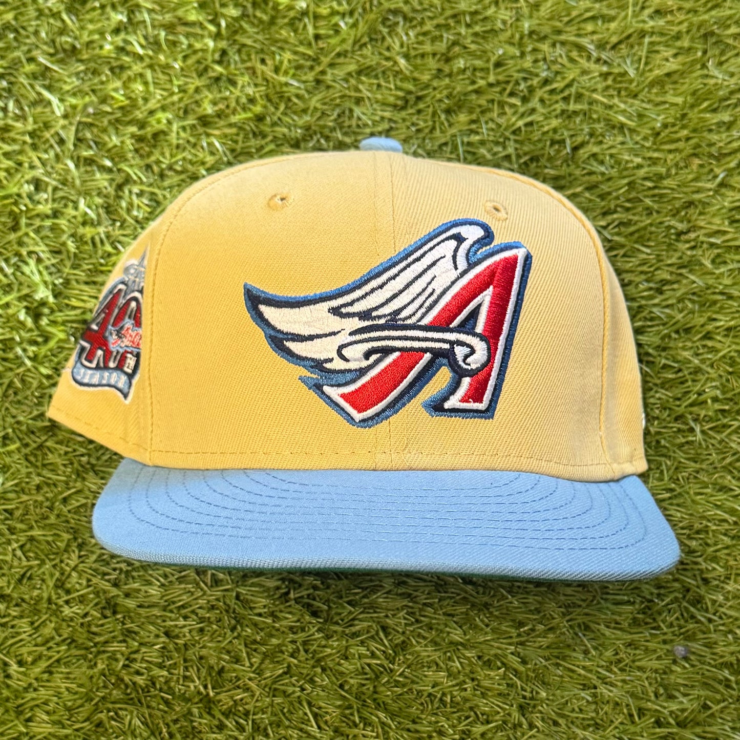 Angels Fitted Size 7 1/4