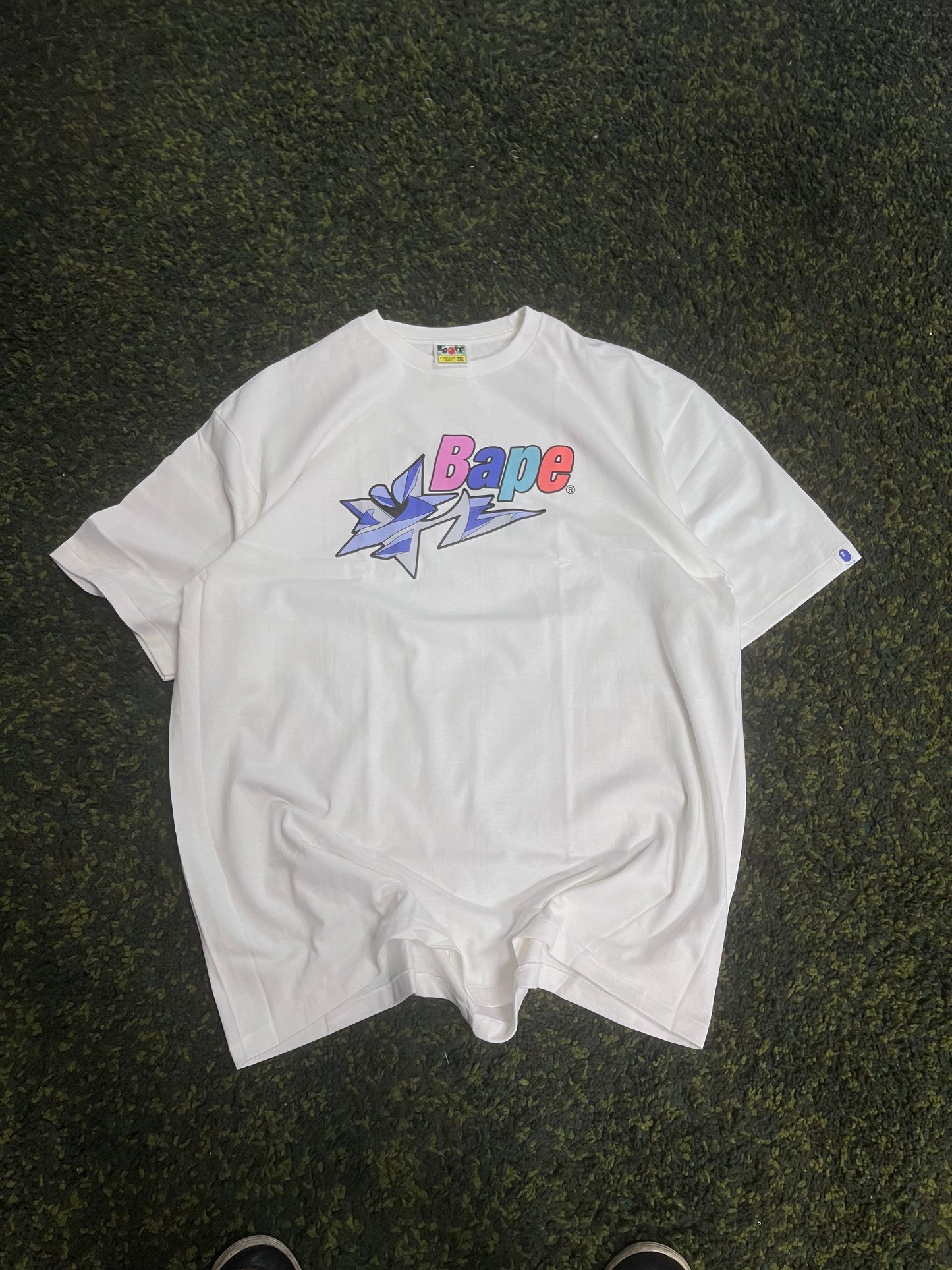 BAPE STA Gradient Logo Tee “White/Pastel” – Size 3XL