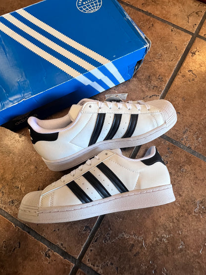 Adidas Superstar “Core White / Black” – Size 7 (Men’s)