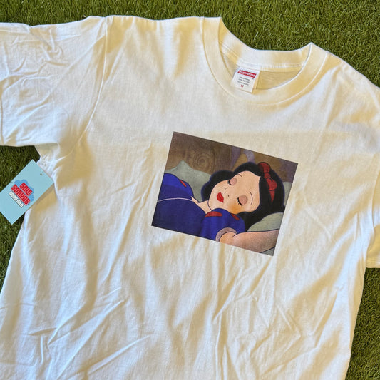 Brand New Supreme x Snow White Tee Size M