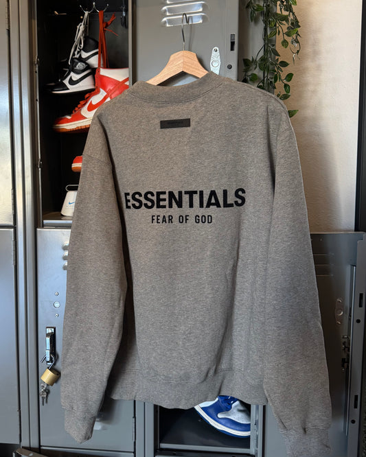 Essentials Crewneck Size XL