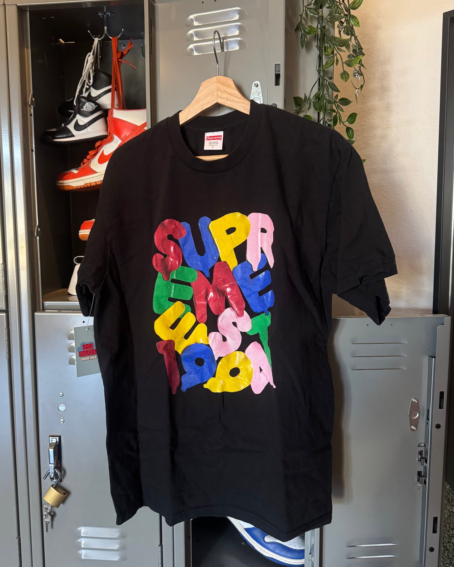 Supreme Tee Size L