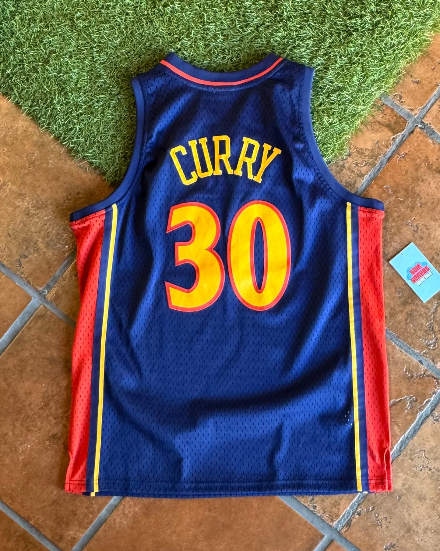 Curry Warriors Jersey Size Kids XL (Fits Adult S)