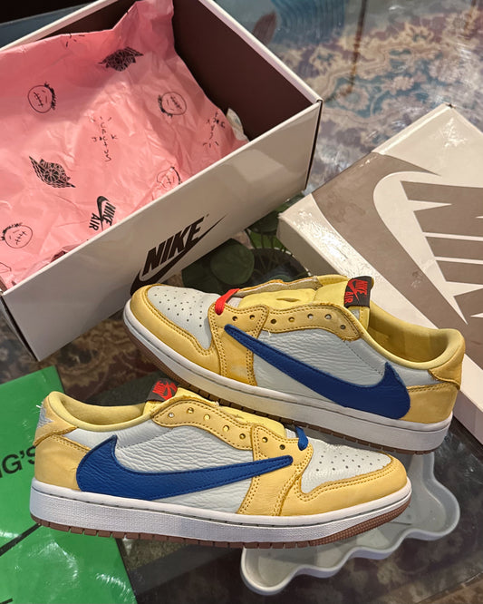 Travis Scott Canary Size 8W/6.5M